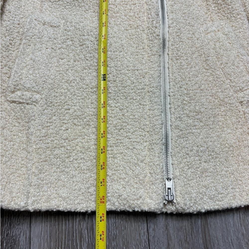 Club Monaco teddy Elegant Women's Coat - Picture 11 of 12